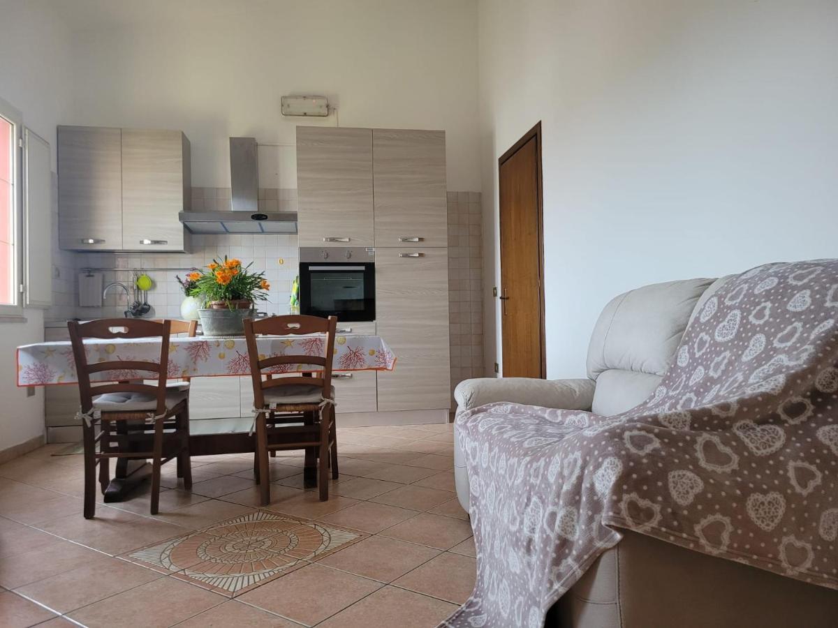 Appartamento A Pula In Zona Residenziale Kültér fotó